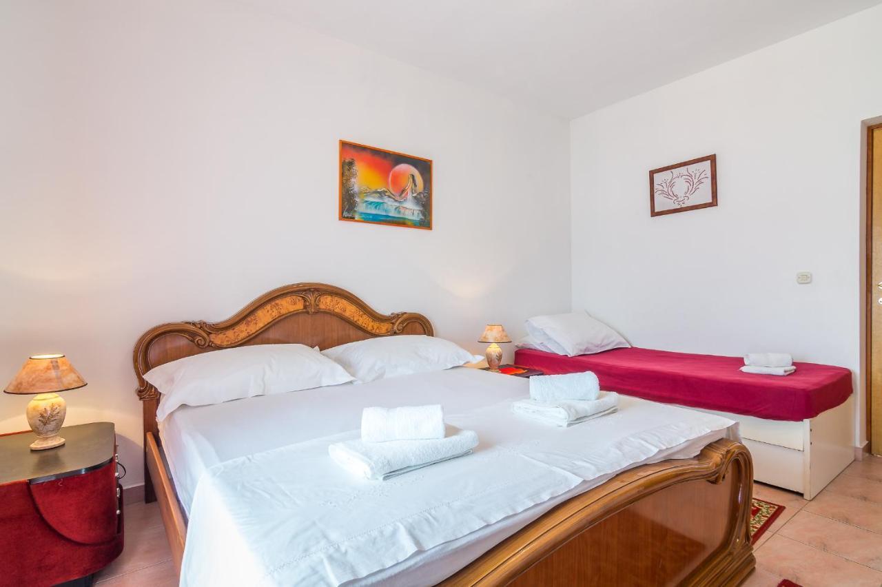 Cheap Apartment Tanja Trogir Eksteriør bilde