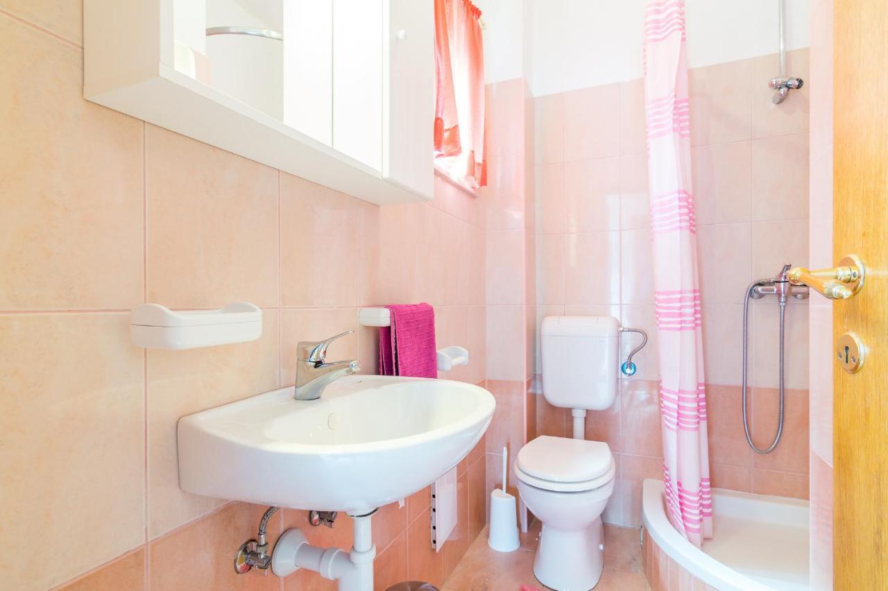 Cheap Apartment Tanja Trogir Eksteriør bilde